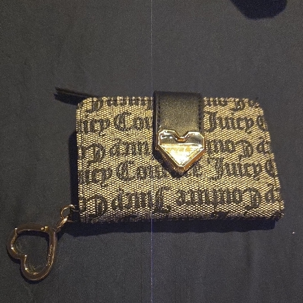 Juicy Couture Black and Cream Wallet with Heart Charm